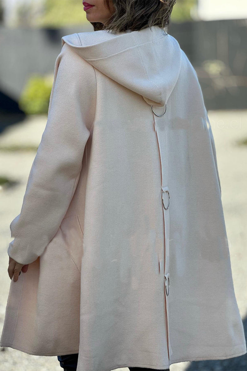 Gracefully Styled Garment for Any Occasion