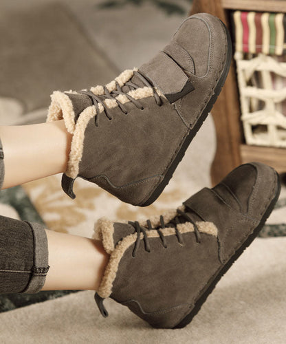 Polished Boots with an Effortless Classic Look