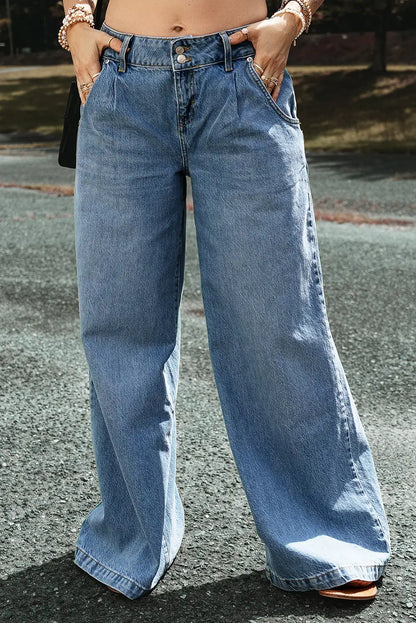 Beautifully Finished Garment in a Timeless Design