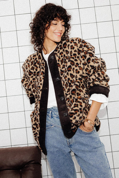 Classic Vintage Jacket with a Flattering Fit