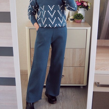 Polished Sweater with an Effortless Classic Look
