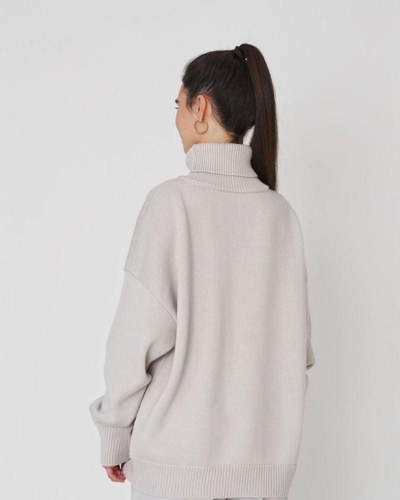 Beautifully Crafted Sweater in a Classic Style