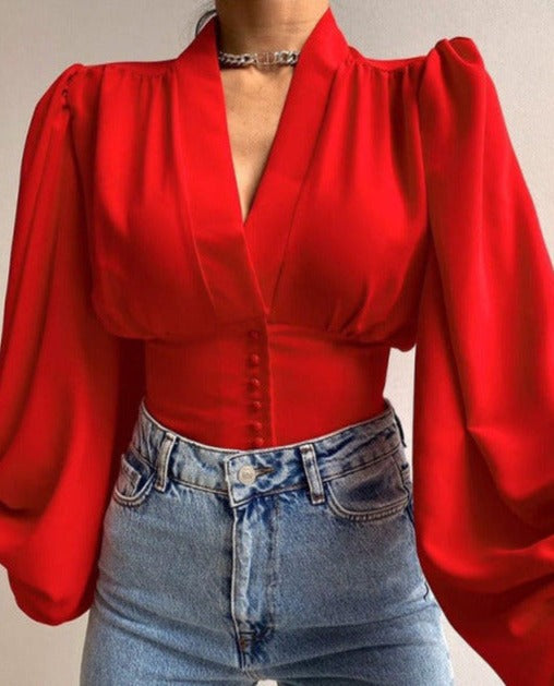 Effortlessly Elegant Shirt with a Timeless Design