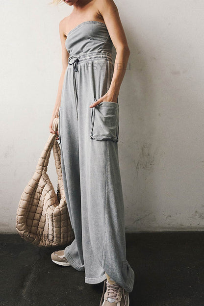 Effortlessly Elegant Garment with a Timeless Design