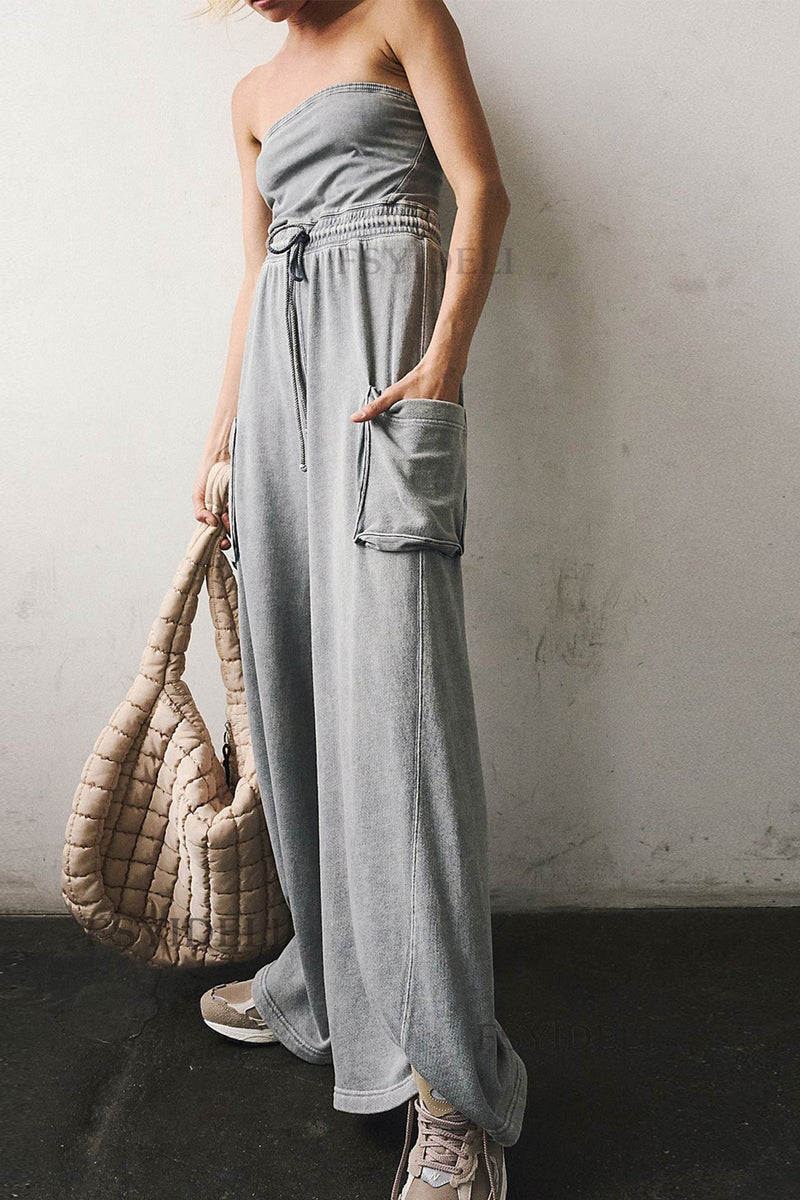 Effortlessly Elegant Garment with a Timeless Design