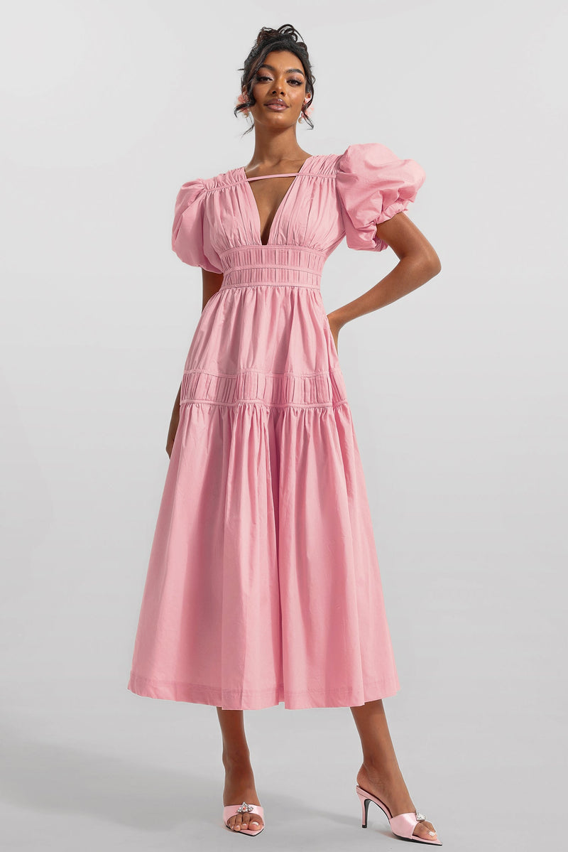 Sophisticated Dress with a Clean Classic Look