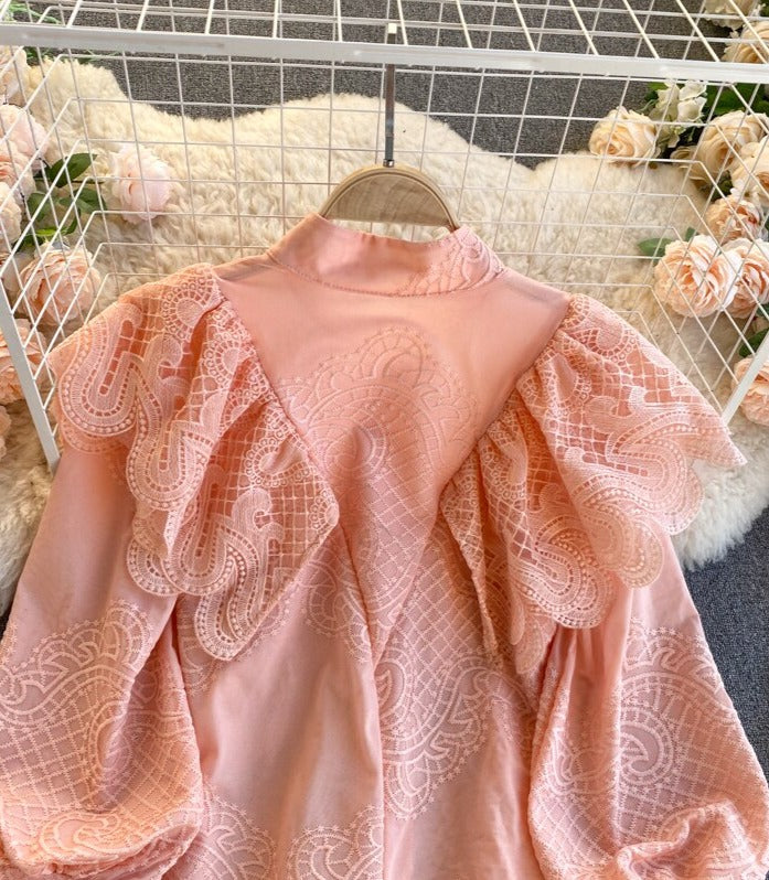 Classic Vintage Blouse with a Flattering Fit