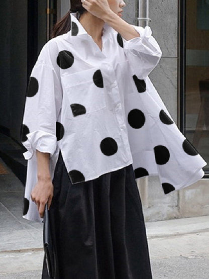 Classic Vintage Blouse with a Flattering Fit