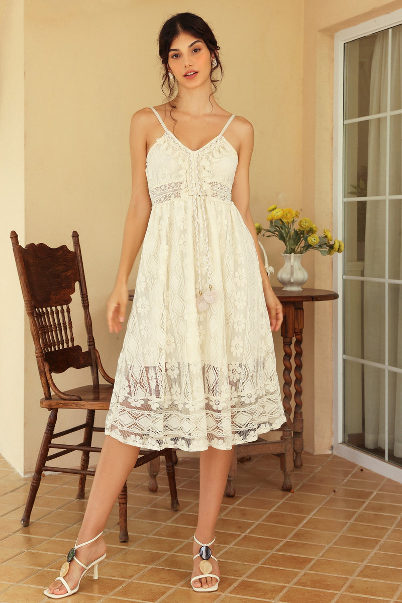Beautifully Crafted Dress in a Classic Style
