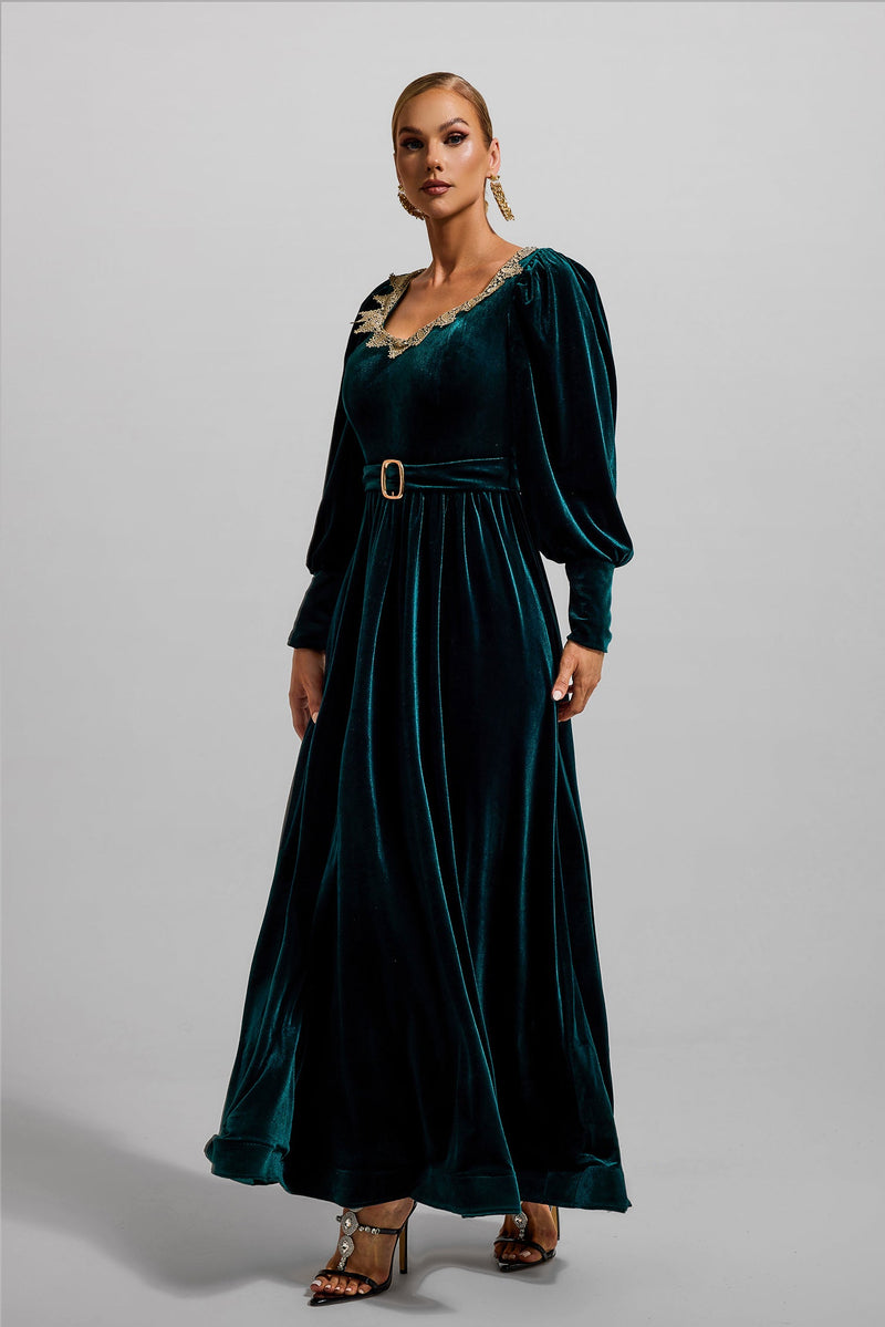 Polished Dress with an Effortless Classic Look