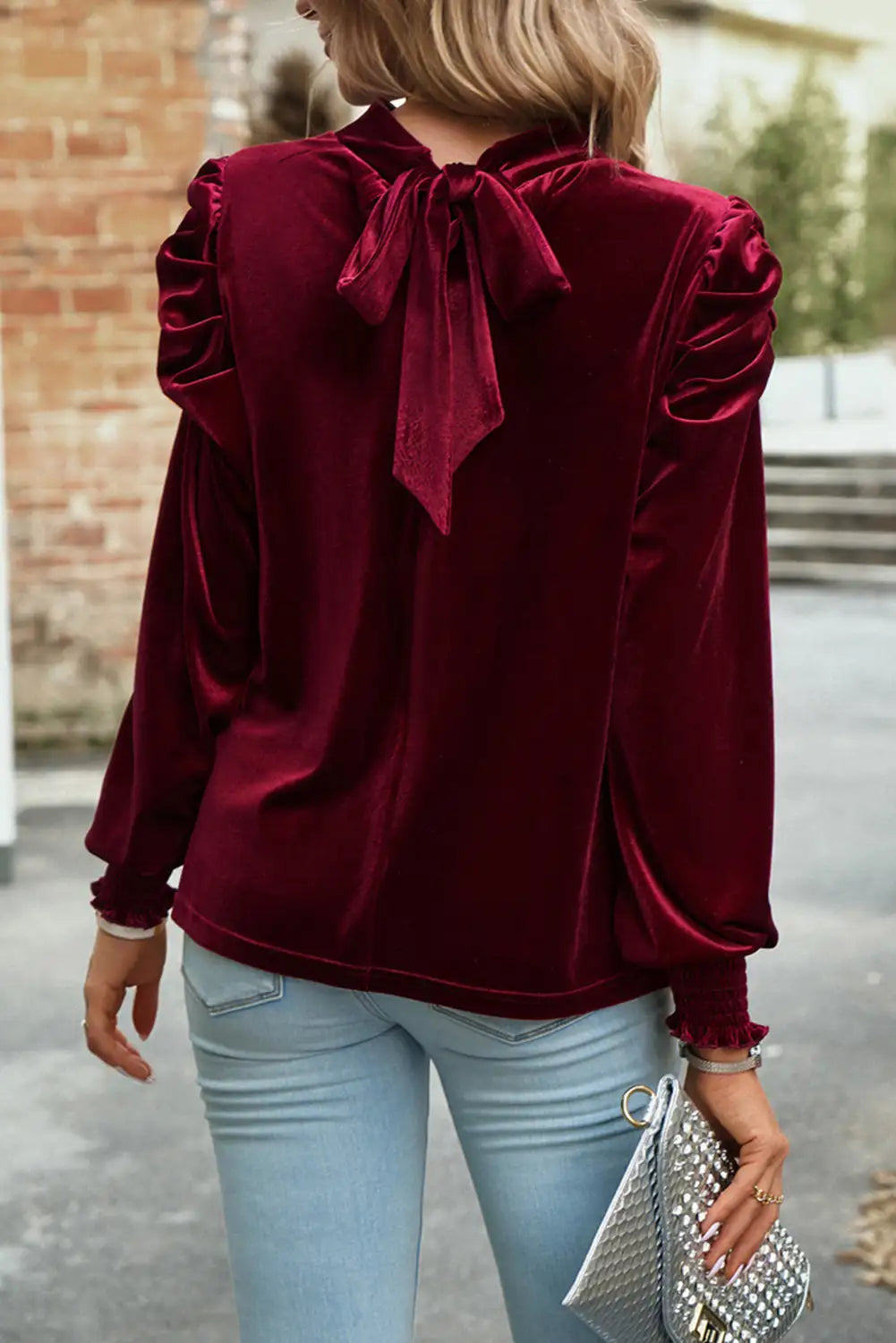 Sophisticated Blouse with a Clean Classic Look