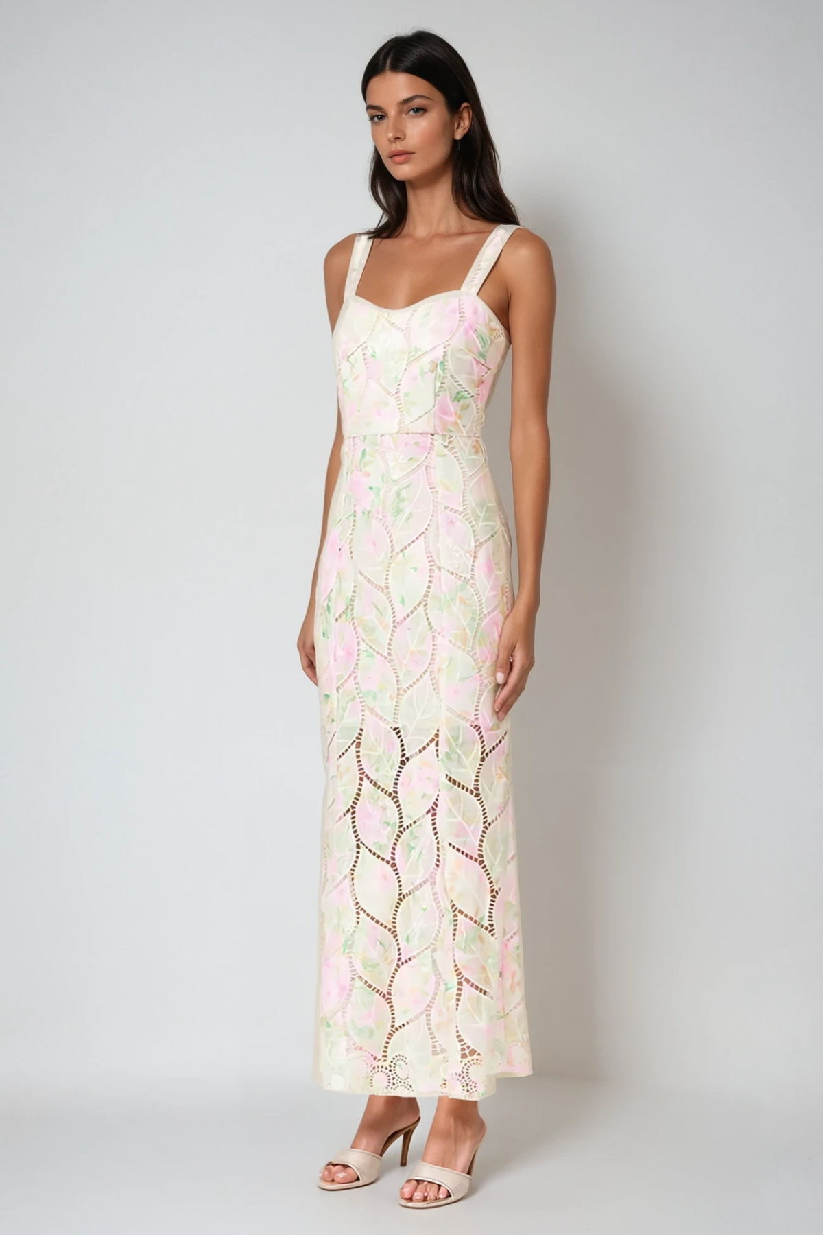 Classic Vintage & Enduringly Stylish Dress