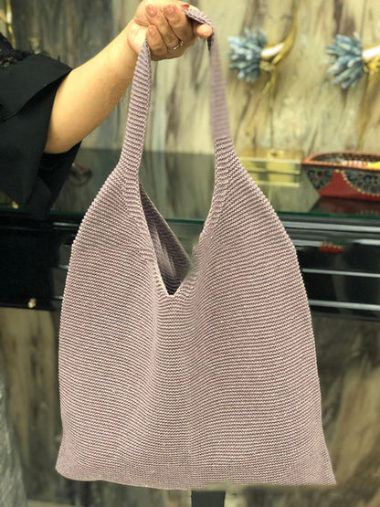 Beautifully Finished Bag in a Timeless Design