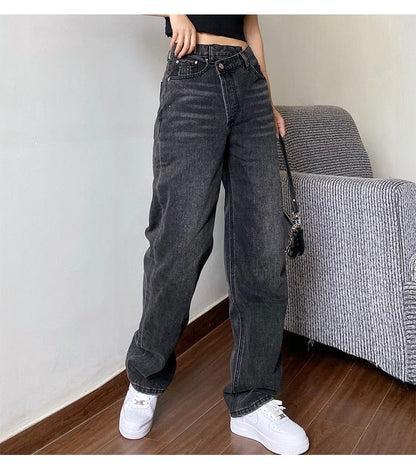 Sophisticated Garment with a Clean Classic Look