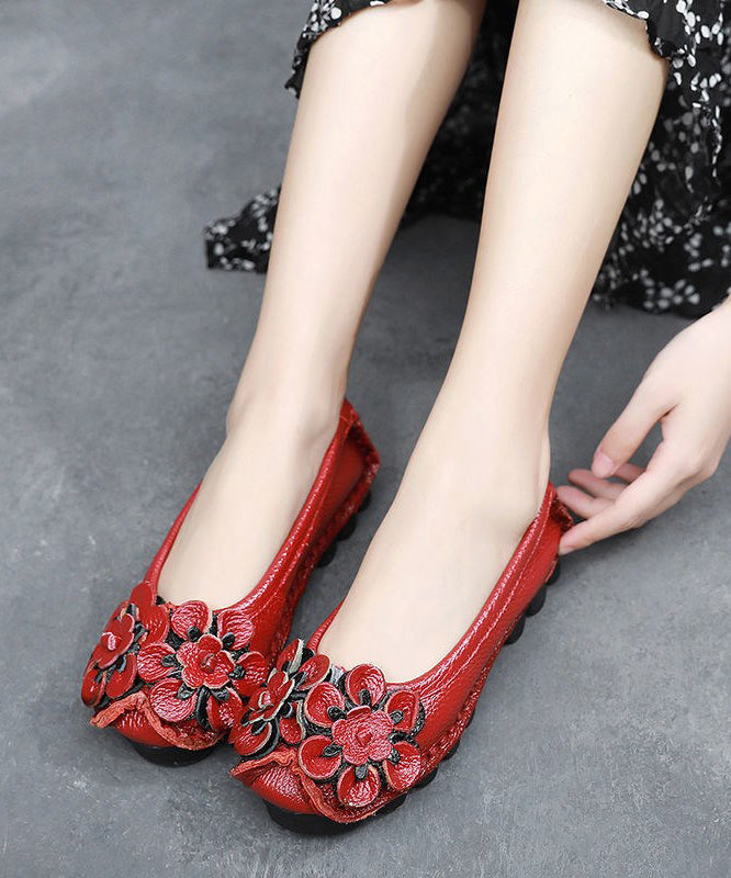Well Tailored Shoes with a Graceful Silhouette