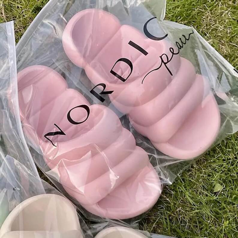 Classic Vintage Sandals with a Flattering Fit