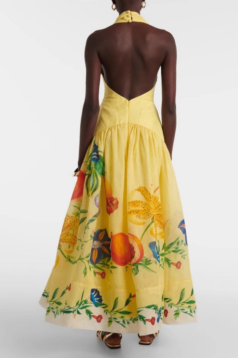Gracefully Styled Dress for Any Occasion