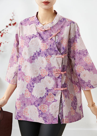 A Vintage Style Top with Delicate Timeless Details