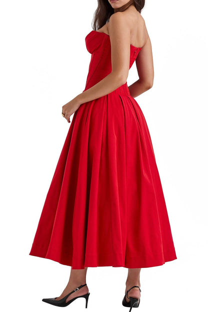 Effortlessly Elegant Dress with a Timeless Design