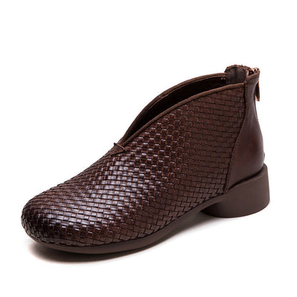 Elegantly Styled Boots for Everyday Wear