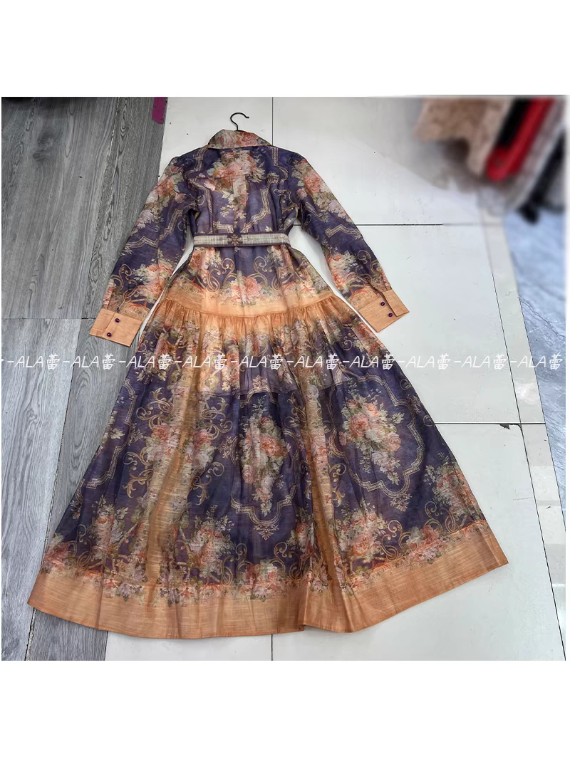 Classic Vintage & Enduringly Stylish Dress