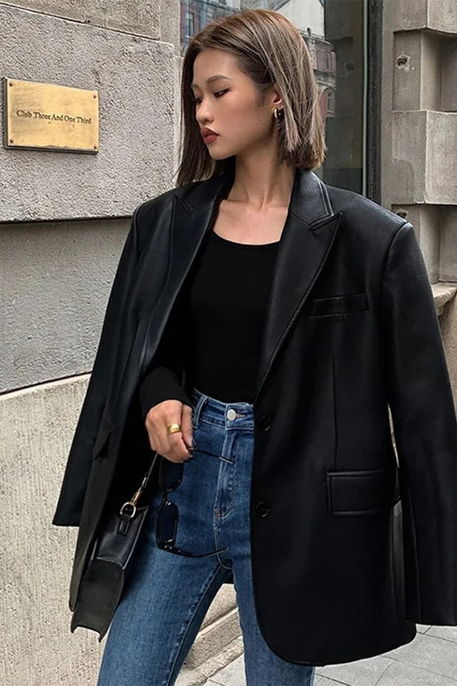 Gracefully Styled Jacket for Any Occasion