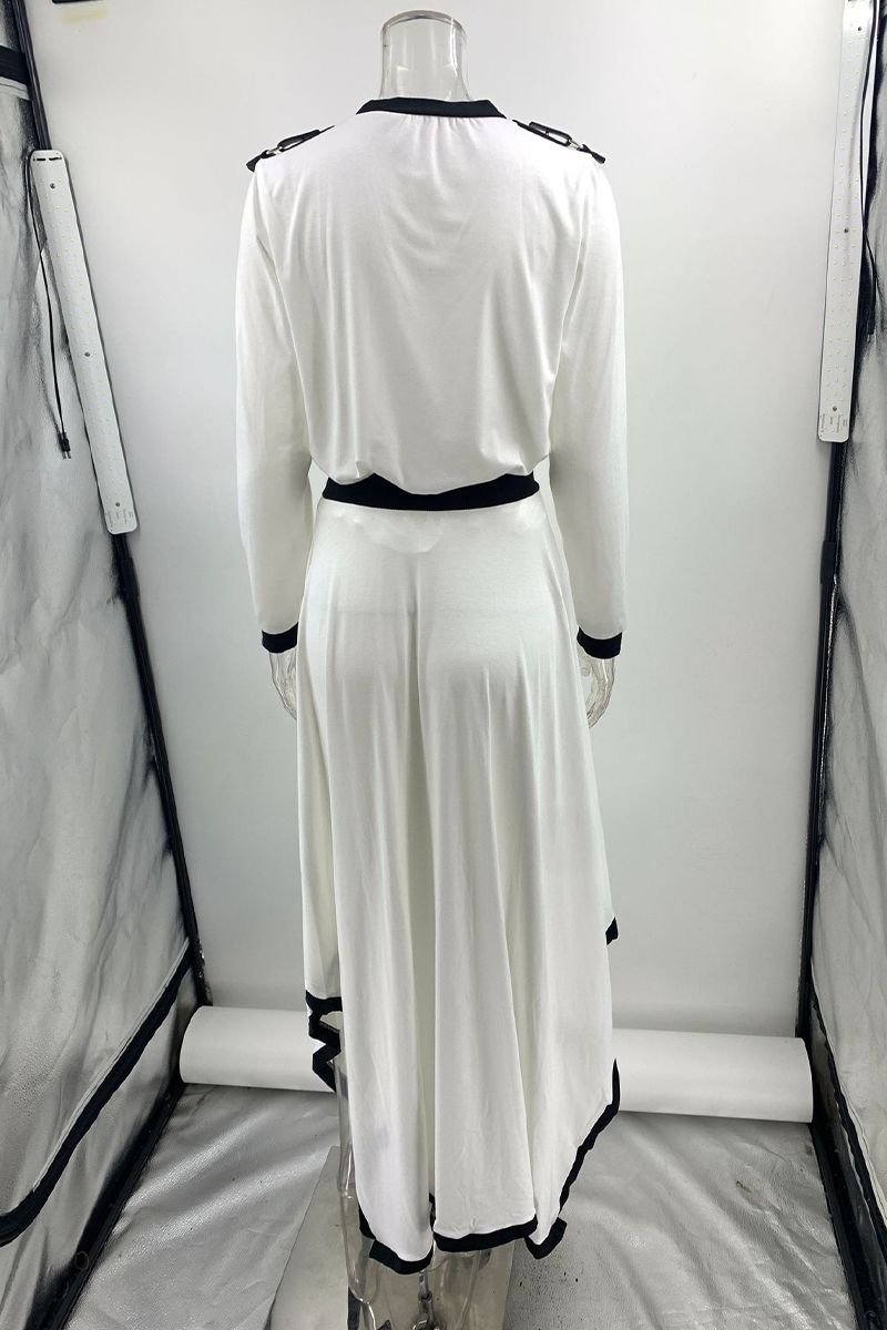 Sophisticated Garment with a Clean Classic Look