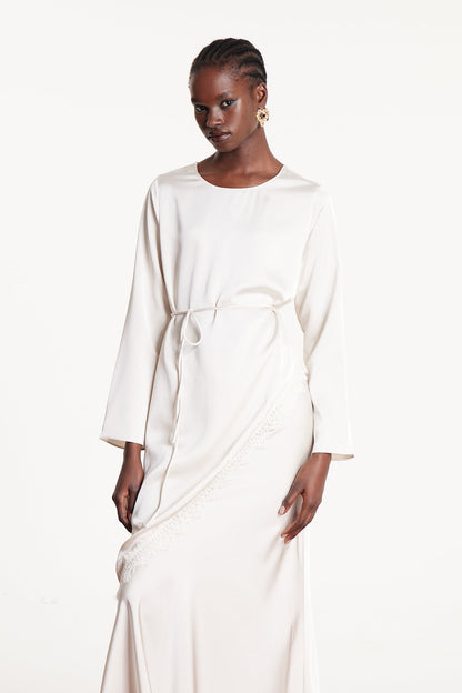 A Vintage Style Top with Delicate Timeless Details