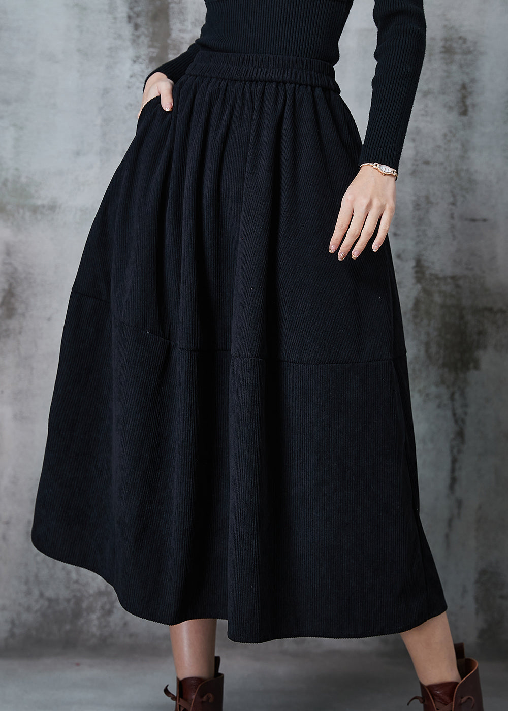 Effortlessly Elegant Garment with a Timeless Design