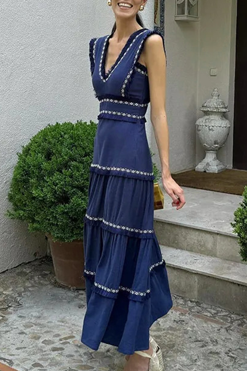 Classic Vintage & Enduringly Stylish Dress