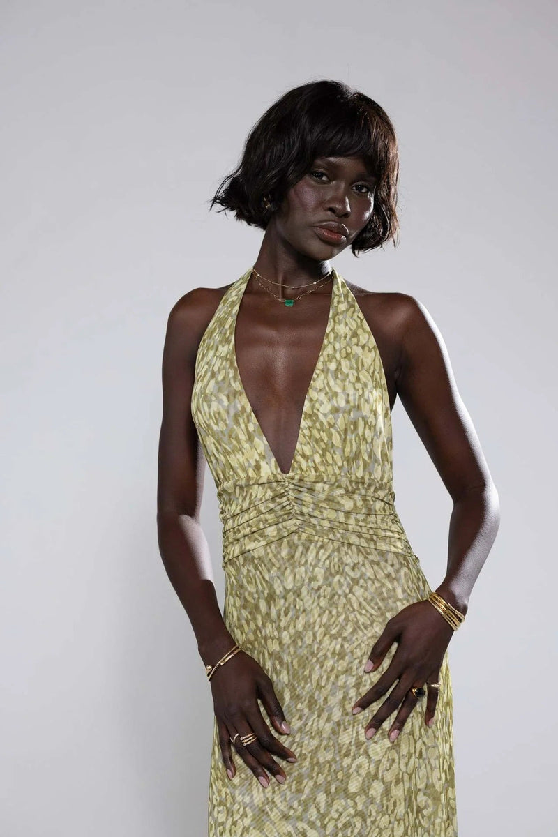 Polished Dress with an Effortless Classic Look