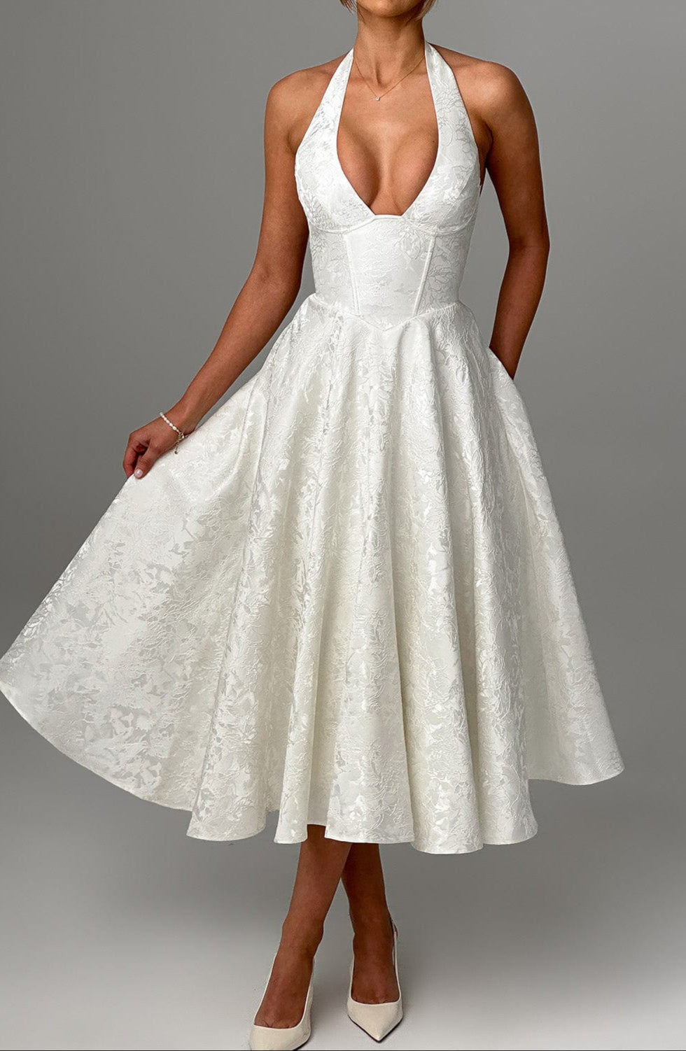 Polished Dress with an Effortless Classic Look
