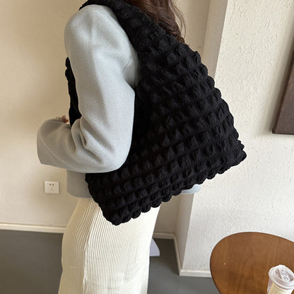 Sophisticated Bag with a Clean Classic Look