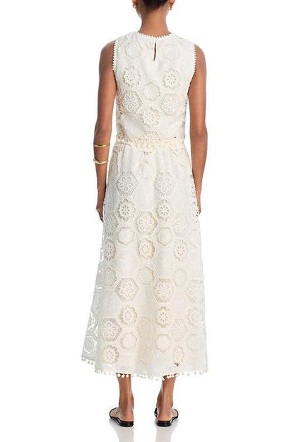 Beautifully Crafted Top in a Classic Style