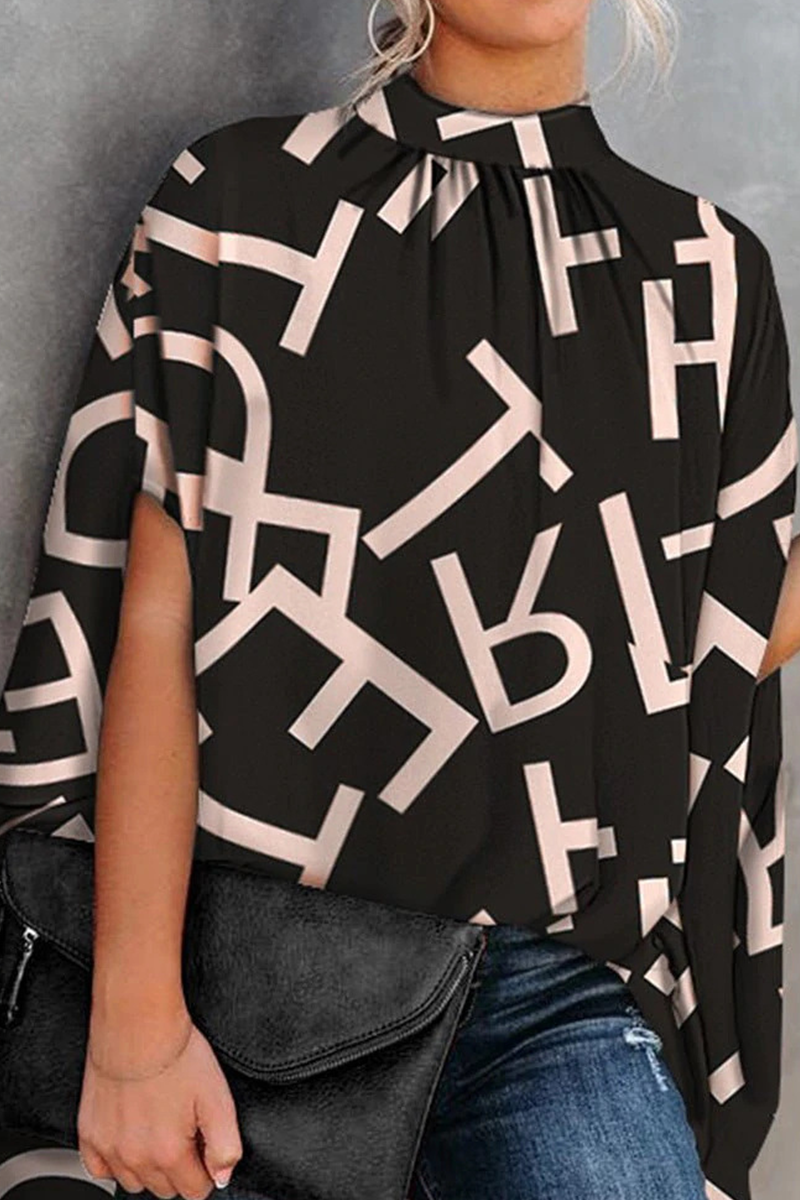 Well Tailored Top with a Graceful Silhouette