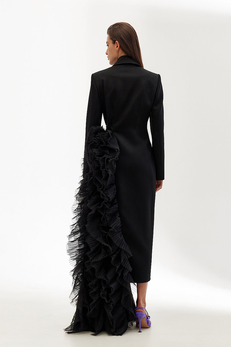 Classic Vintage Coat with a Flattering Fit