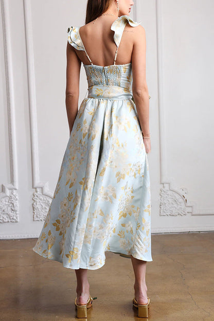 Gracefully Styled Dress for Any Occasion