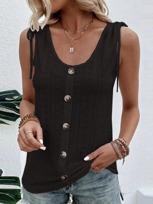 Polished Top with an Effortless Classic Look