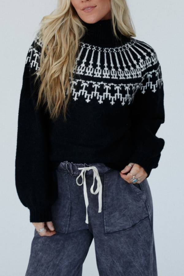 Classic Vintage Sweater with a Flattering Fit