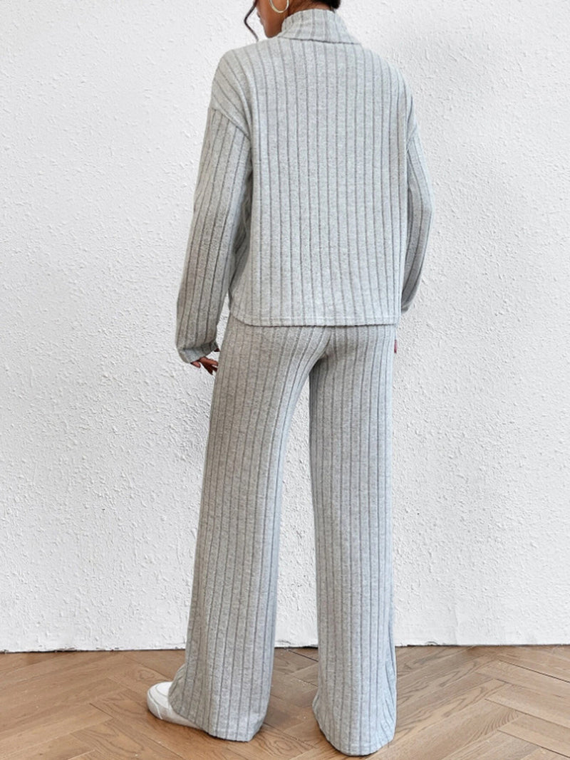 Effortlessly Elegant Pants with a Timeless Design