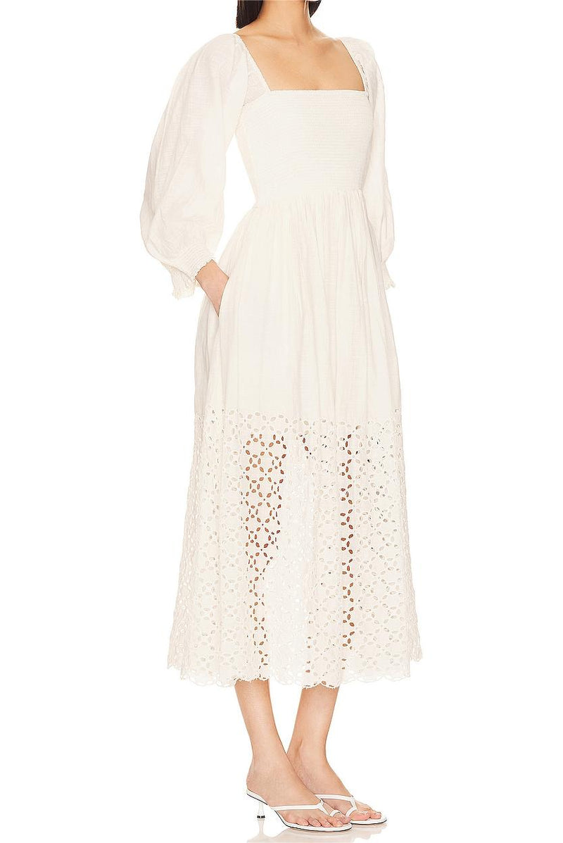 Sophisticated Dress with a Clean Classic Look