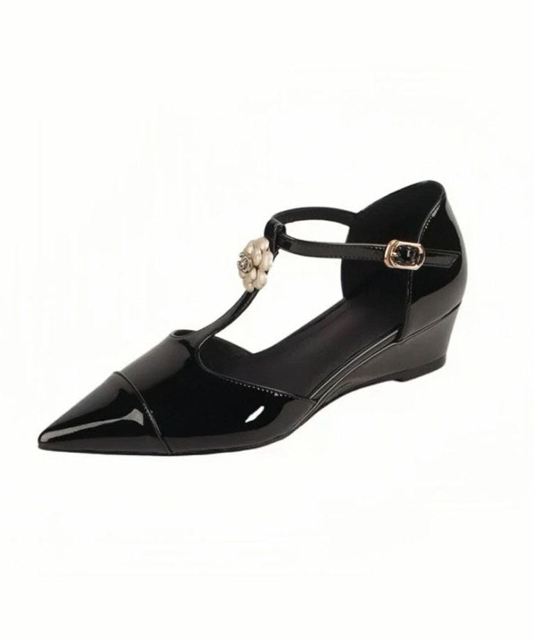 Classic Vintage & Enduringly Stylish Sandals