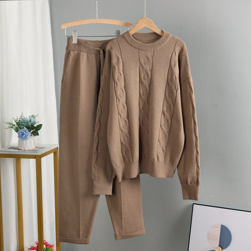Polished Sweater with an Effortless Classic Look