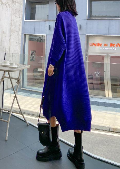 Classic Vintage Sweater with a Flattering Fit