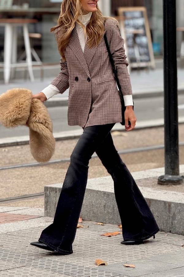 Elegantly Styled Jacket for Everyday Wear