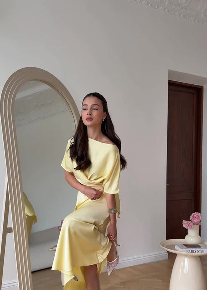 Beautifully Crafted Blouse in a Classic Style