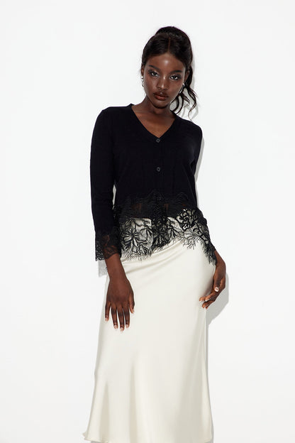Beautifully Crafted Top in a Classic Style