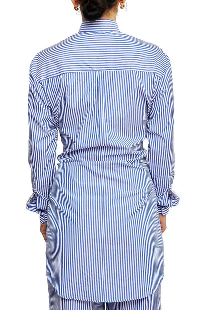 Gracefully Styled Garment for Any Occasion