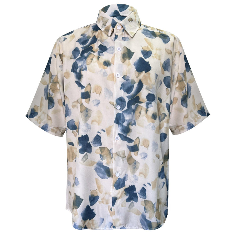Sophisticated Blouse with a Clean Classic Look