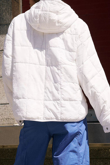 Gracefully Styled Pullover for Any Occasion
